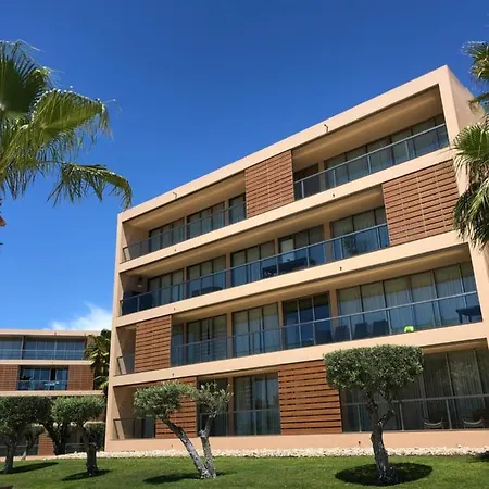 Herdade Dos Salgados Cs * גיאה